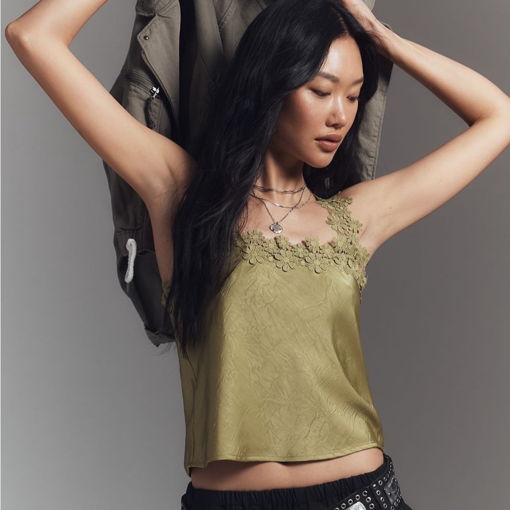Silky sleeveless floral top
